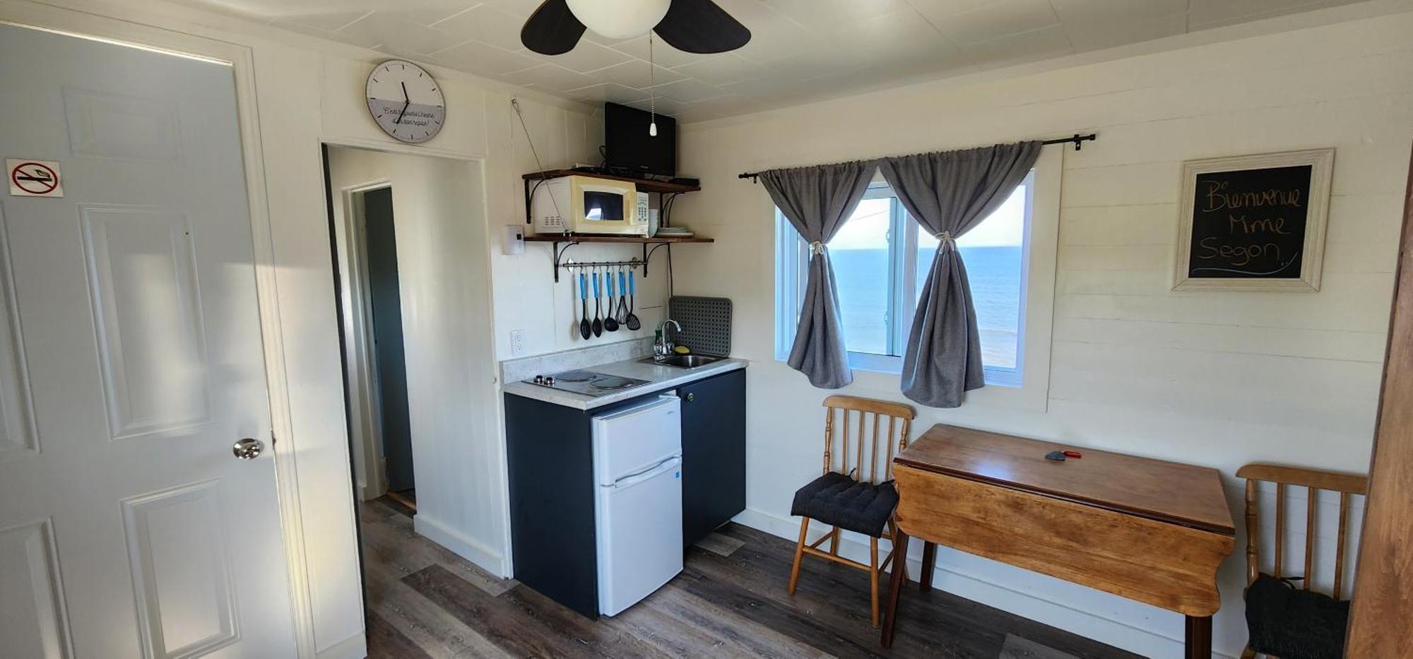 Les Cabines Sur Mer Cap-des-Rosiers Quarto foto